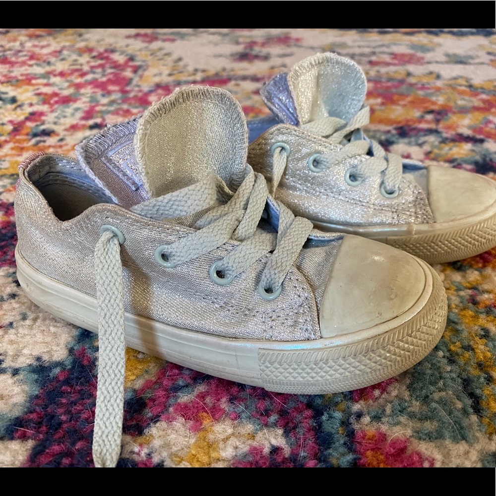 Girls Converse